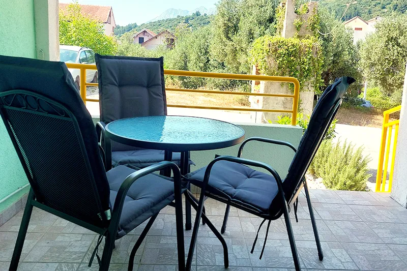 Apartman A1 Podaca balkon Villa Natali