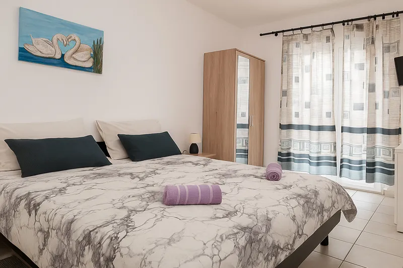 Apartment A2 – comfortable accommodation in Podaca near the sea bedroom